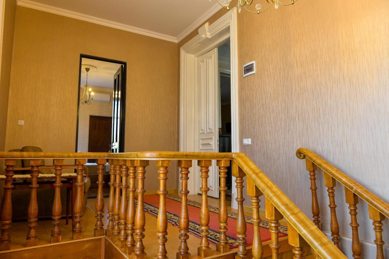 Gold Guest House 库塔伊西 外观 照片