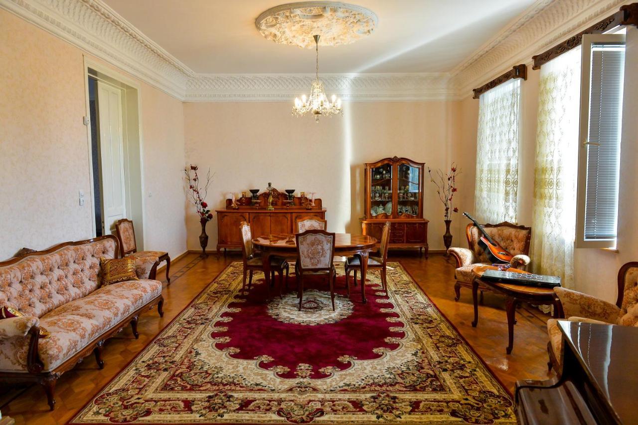 Gold Guest House 库塔伊西 外观 照片