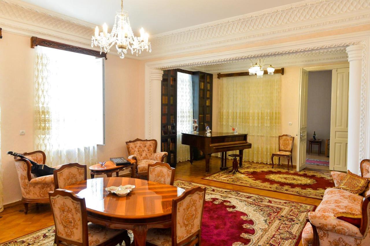 Gold Guest House 库塔伊西 外观 照片
