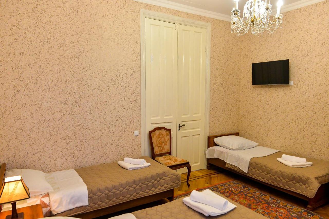 Gold Guest House 库塔伊西 外观 照片