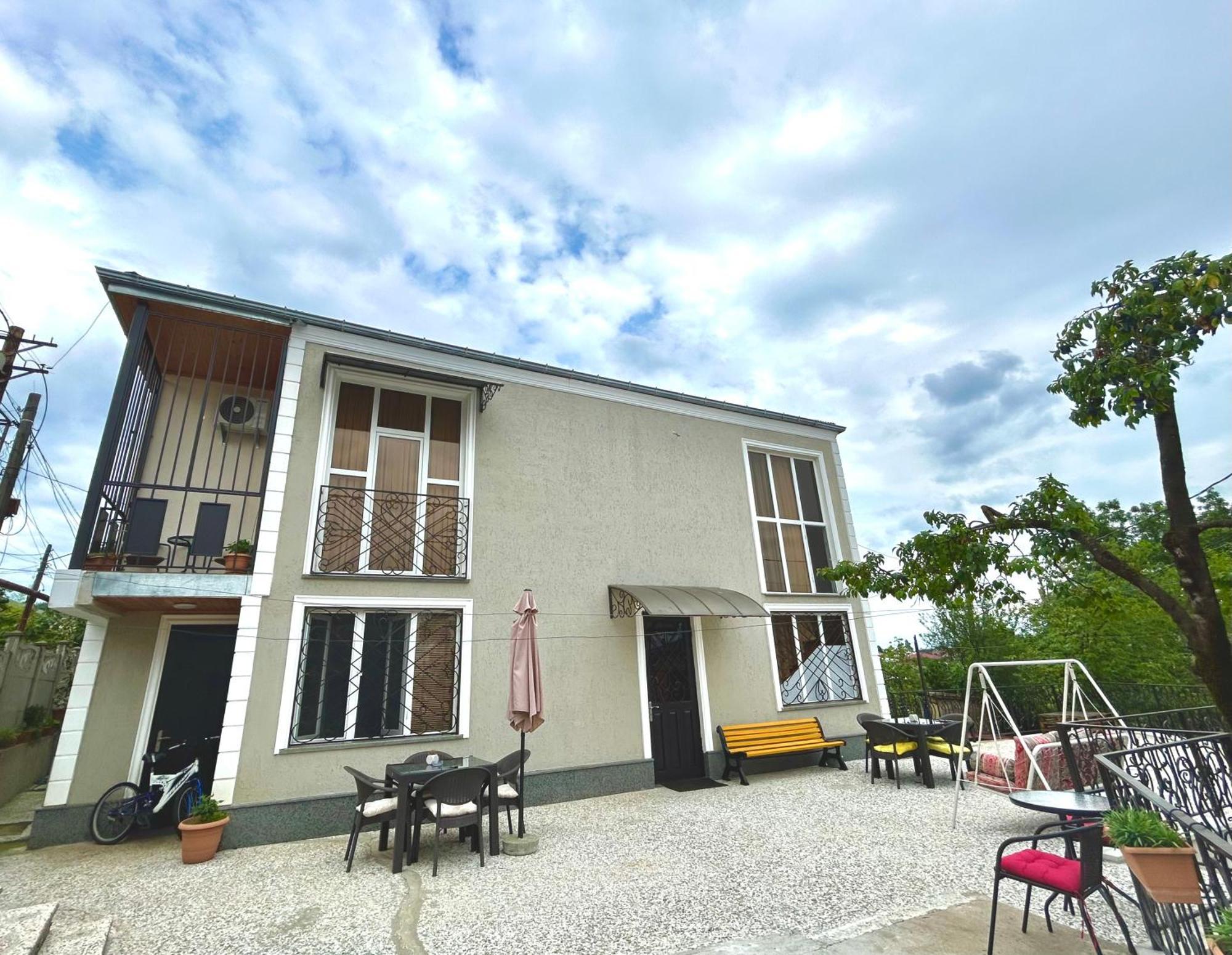 Gold Guest House 库塔伊西 外观 照片